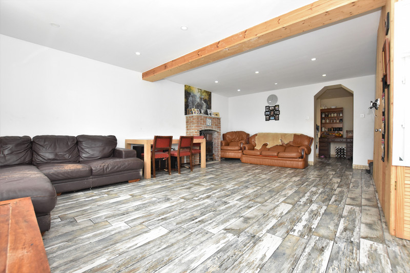 Situated in the hamlet of Village of Treviscoe is this three bedroom semi-detached family home with the addition of a large loft room.