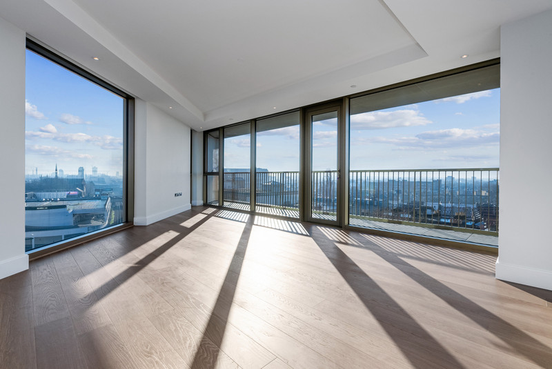 BRAND NEW LUXURY THREE BEDROOM APARTMENT WITH SPA, POOL, CINEMA AND GYMNASIUM