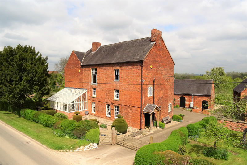 A magnificent Grade II Listed detached farmhouse, with four bedrooms which is full of character throughout. Set in 2.7 acres including a traditional orchard and several outbuildings including a large barn with potential to convert. The gross internal...