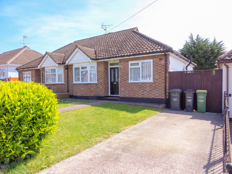 Available mid June 2022 is this modernised two double bedroom semi detached bungalow which is located in a popular area and benefits from a 15'5 x 15'6 lounge diner modern white bathroom suite modern fitted kitchen and a south backing rear garden.